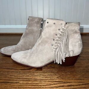 Sam Edelman Gray Fringe Ankle  Booties Size 8